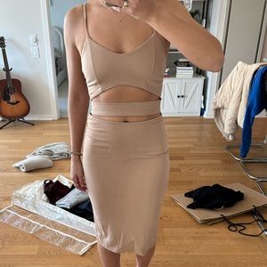 Akira Red Label Chicago Beige Cutout Midi Dress Size Small